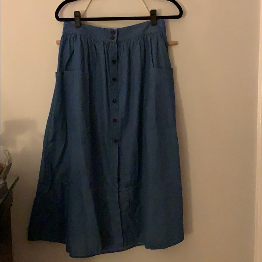 Who What Wear chambray midi skirt w pockets